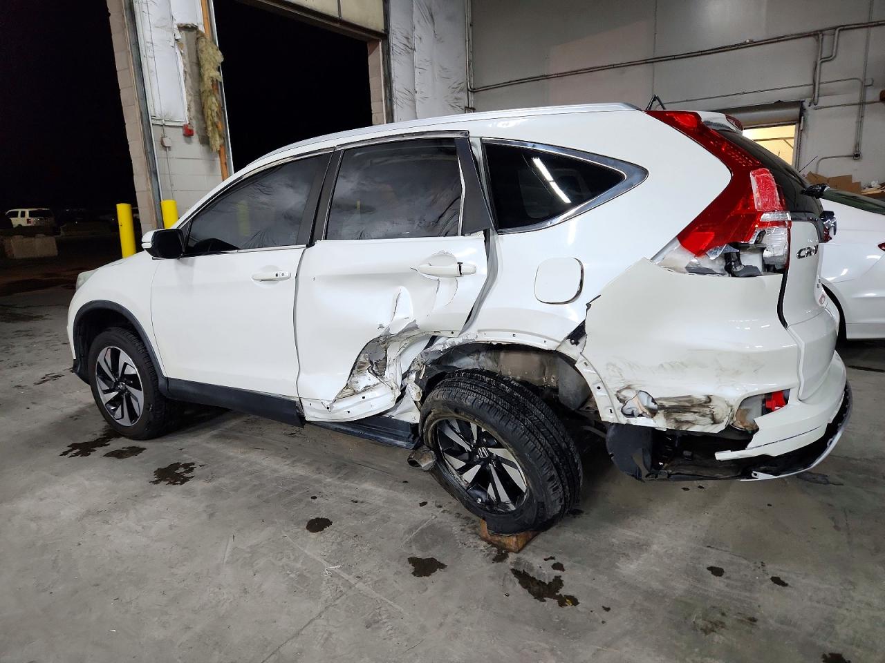 2016 HONDA CR-V TOURING photo 2