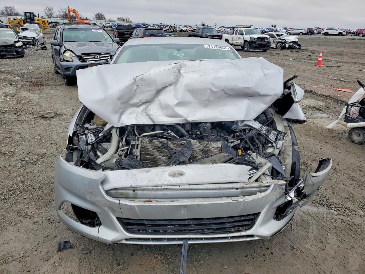 2016 FORD FUSION SE photo 13