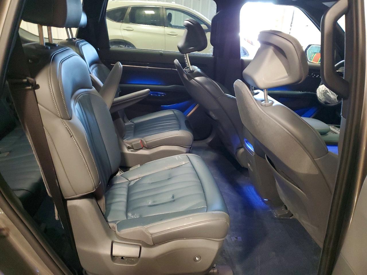 2024 KIA EV9 GT LINE photo 21