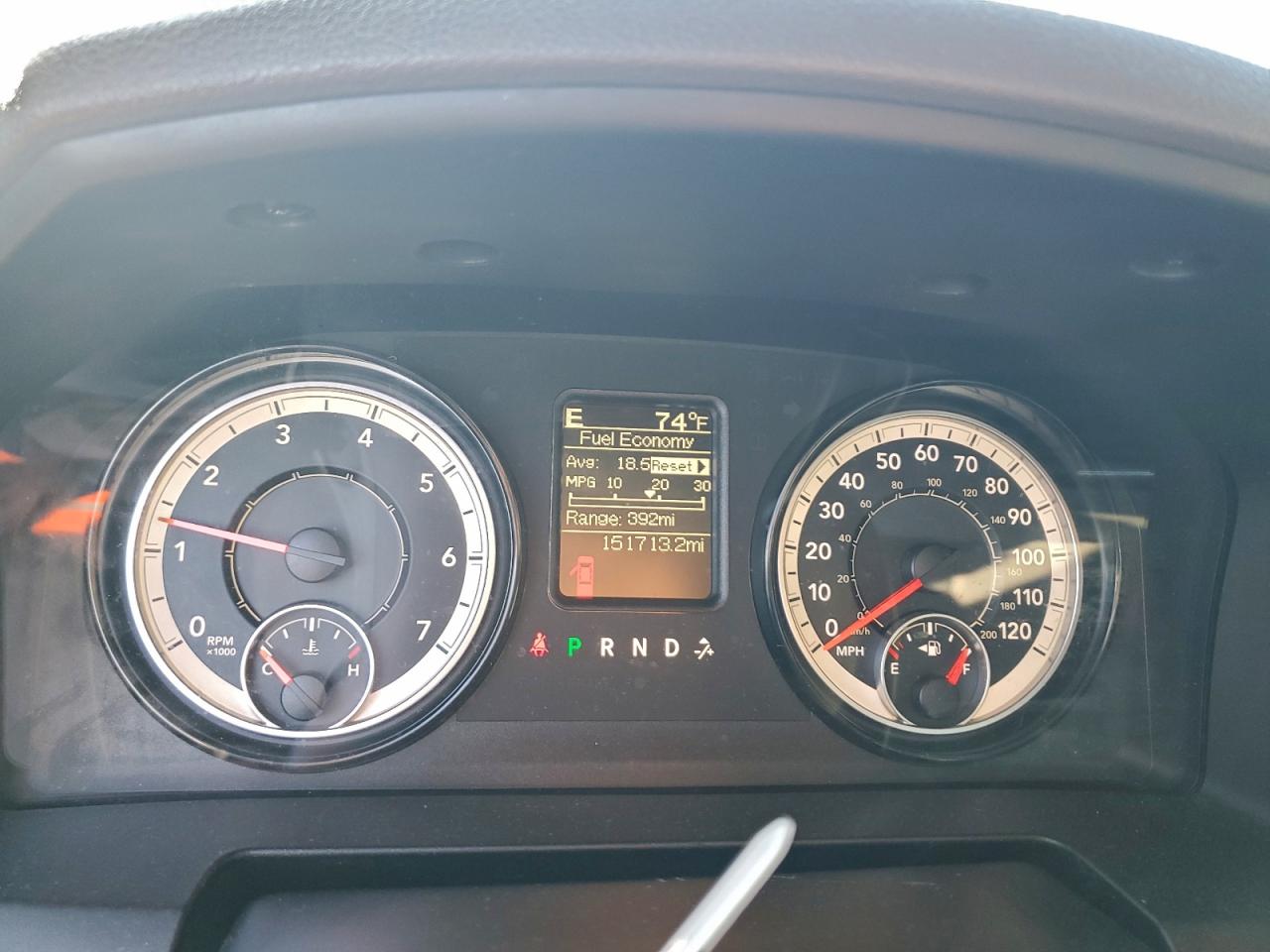 2017 RAM 1500 ST photo 25