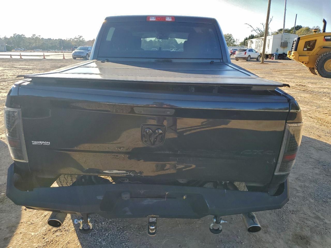 2017 RAM 1500 ST photo 16