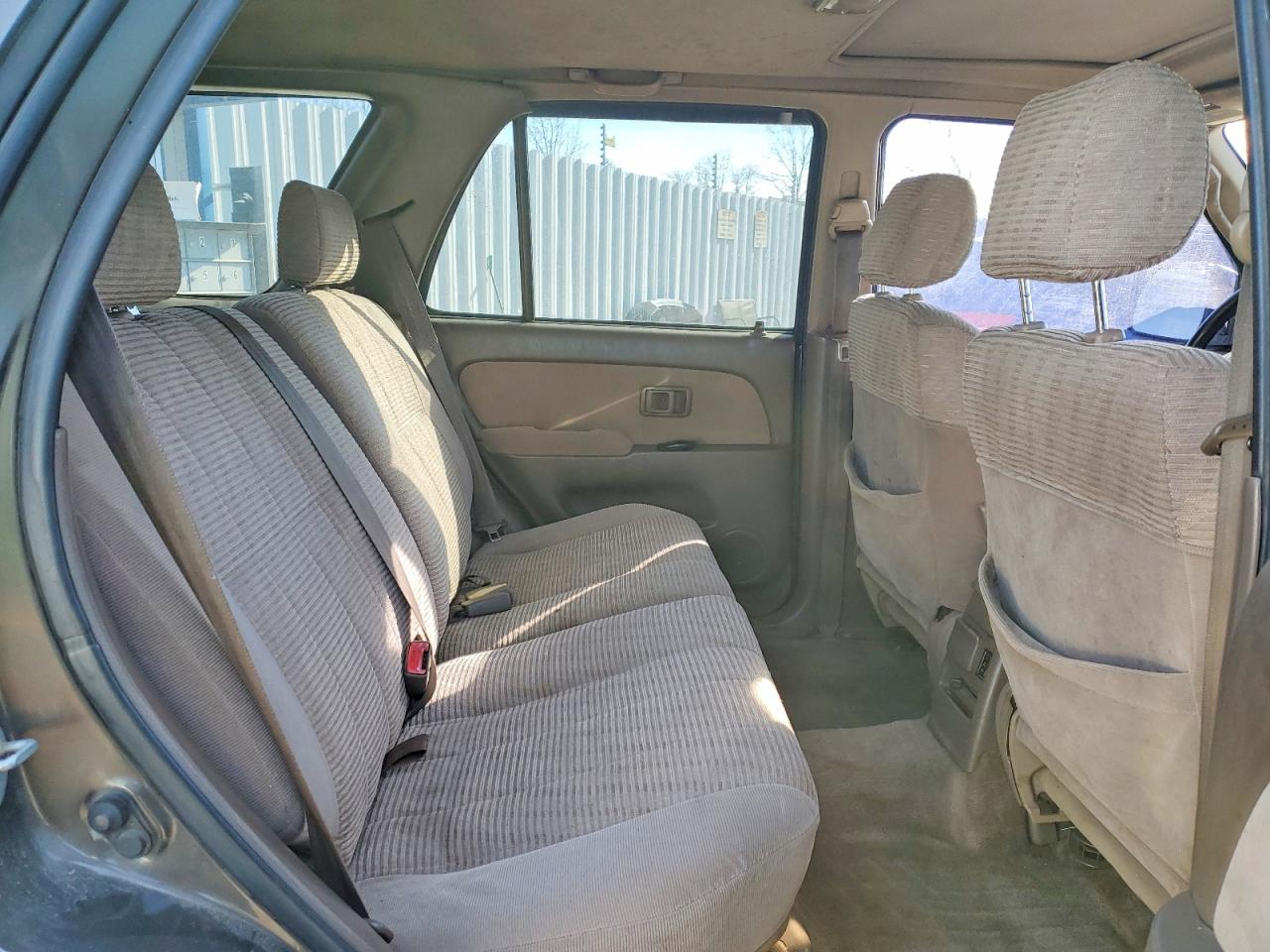 1997 TOYOTA 4RUNNER SR5 photo 21