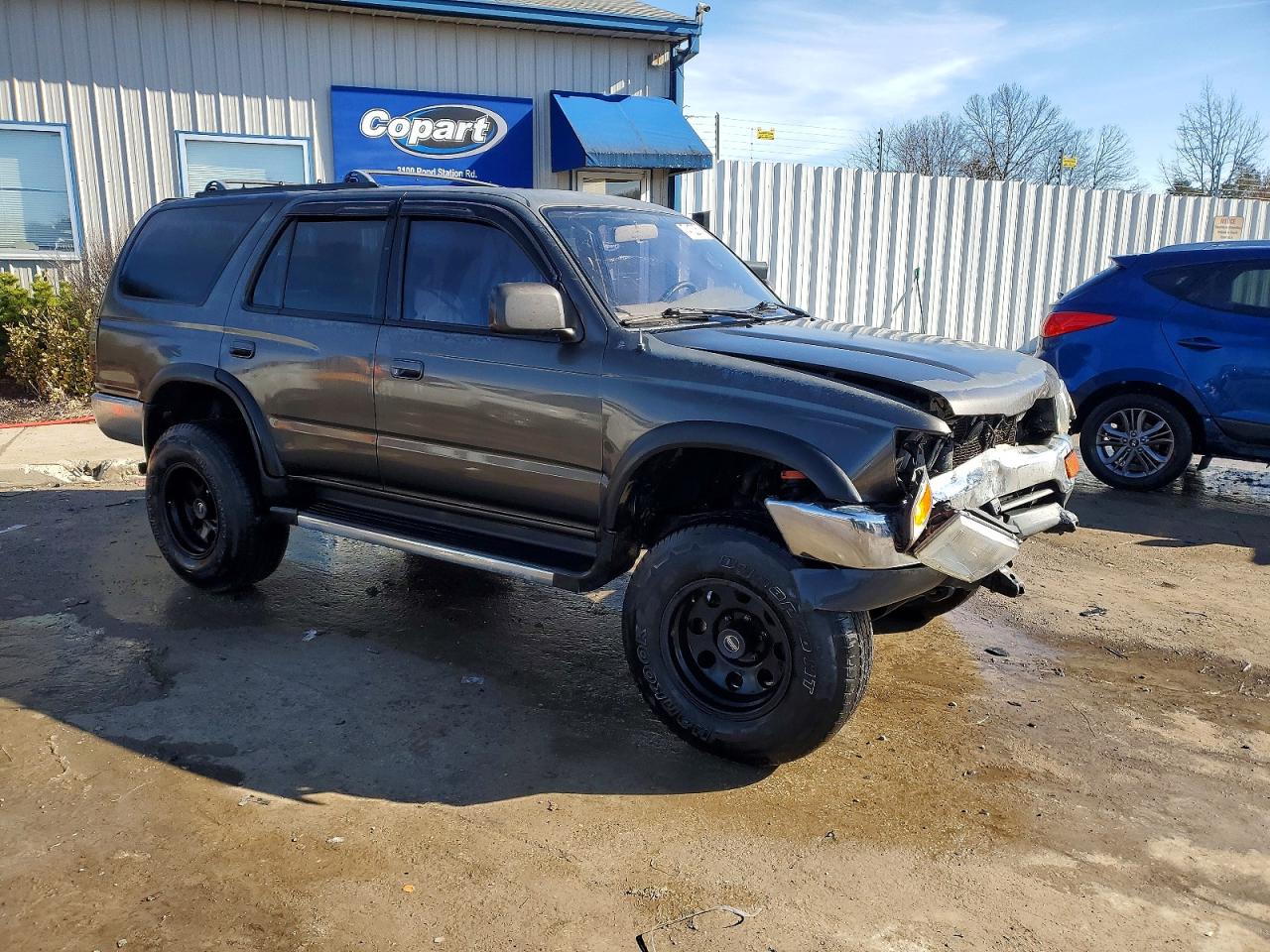 1997 TOYOTA 4RUNNER SR5 photo 7