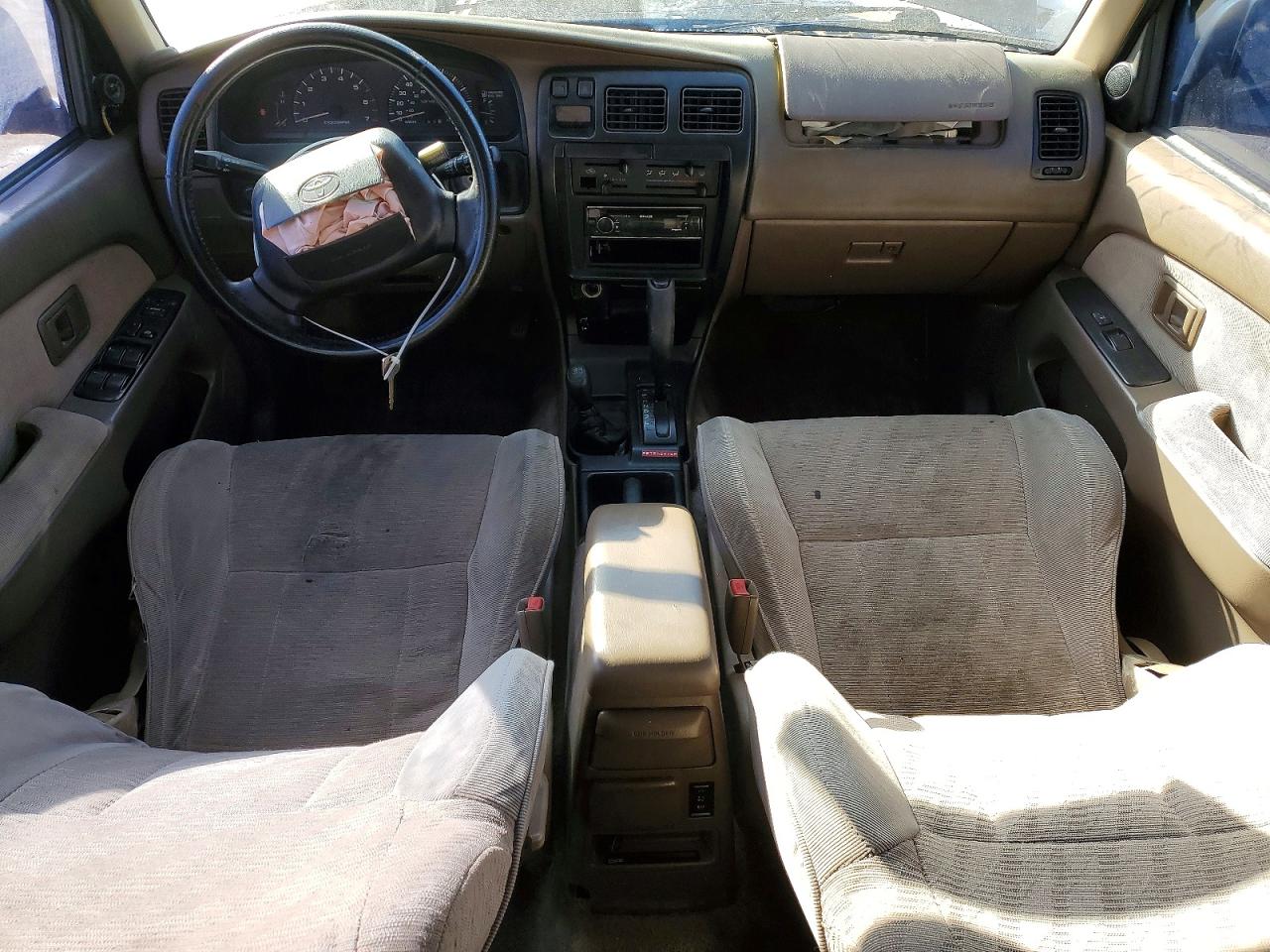 1997 TOYOTA 4RUNNER SR5 photo 15