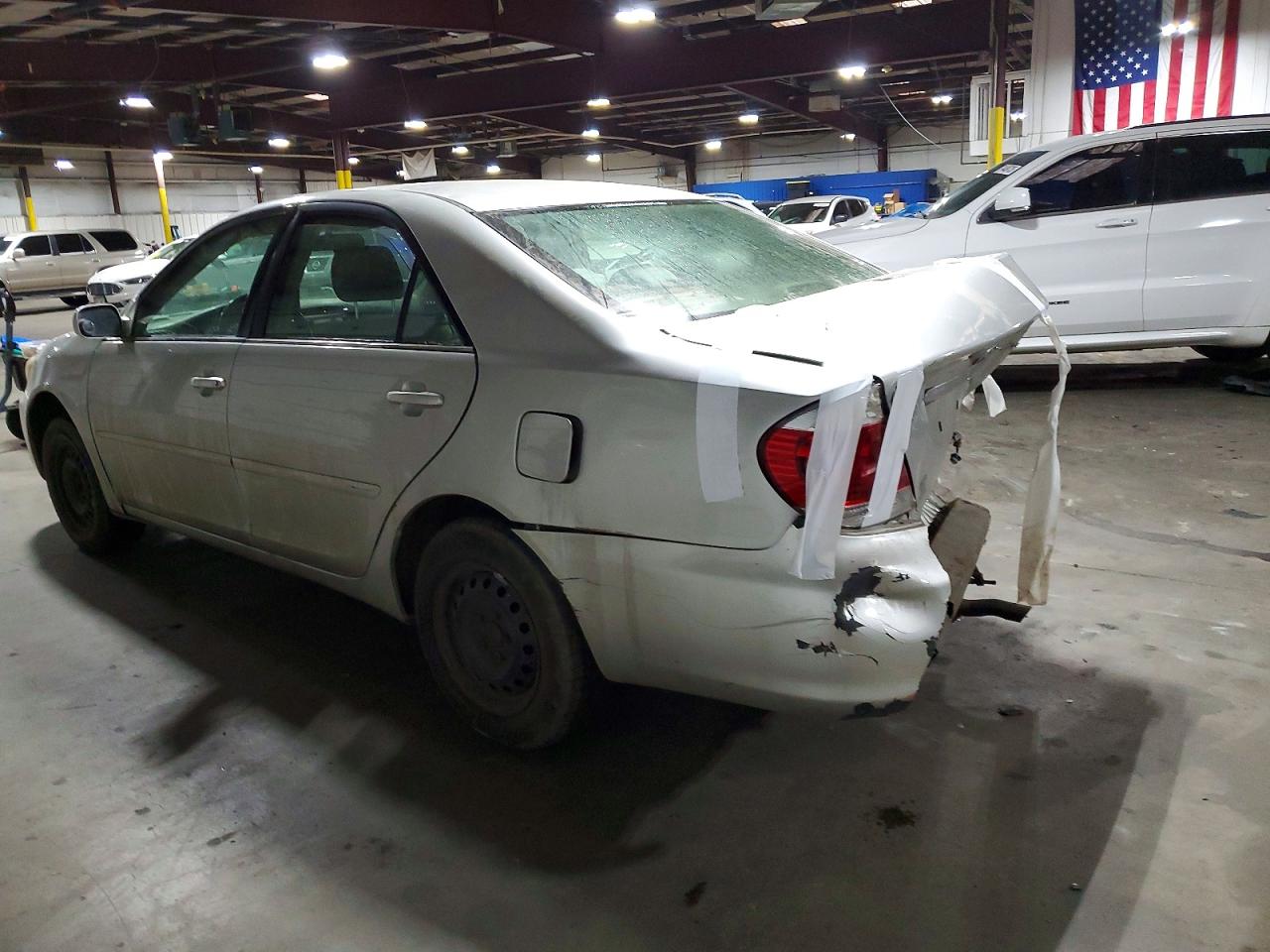 2006 TOYOTA CAMRY LE photo 4