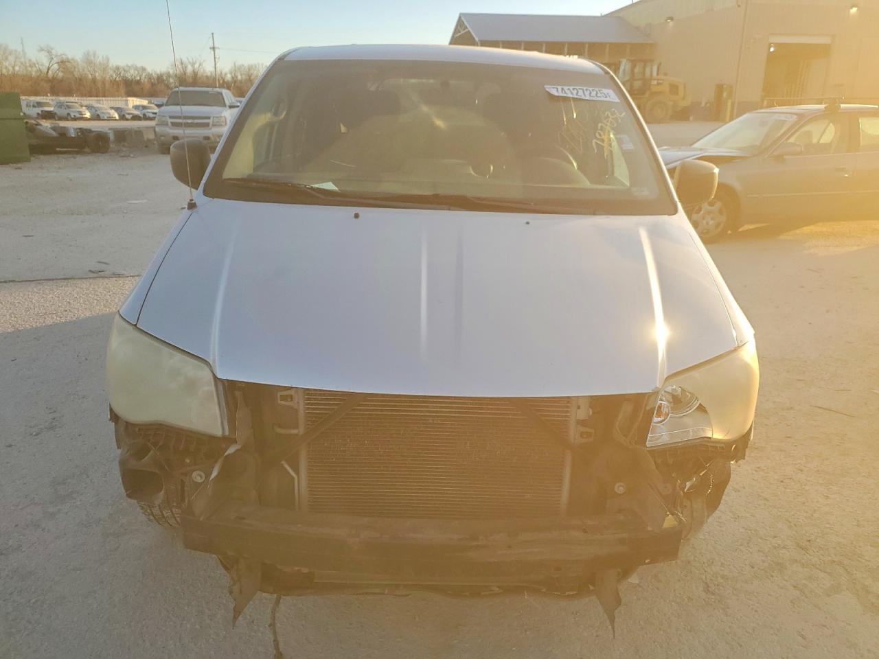 2011 DODGE GRAND CARAVAN EXPRESS photo 5