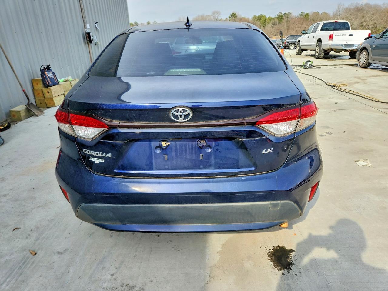 2020 TOYOTA COROLLA LE photo 11