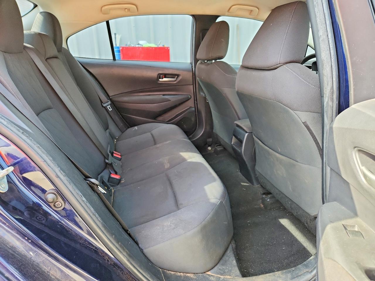 2020 TOYOTA COROLLA LE photo 19