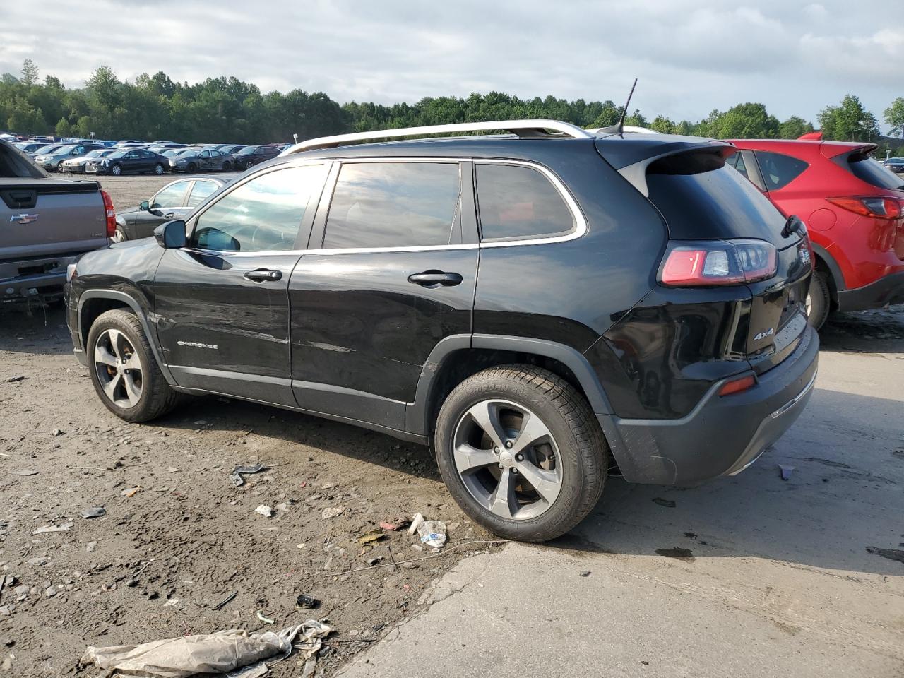 2019 JEEP CHEROKEE LIMITED photo 5