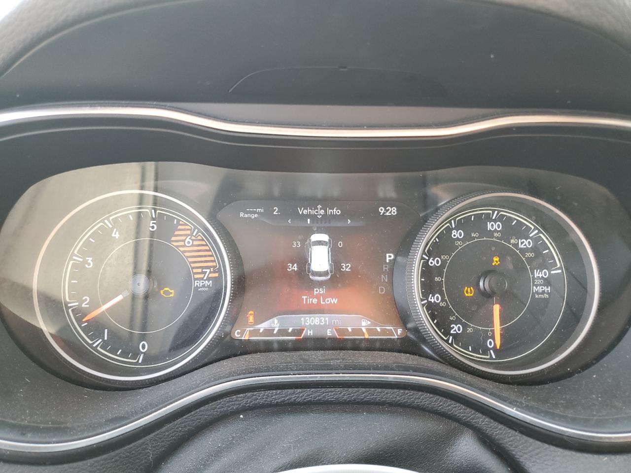 2019 JEEP CHEROKEE LIMITED photo 33