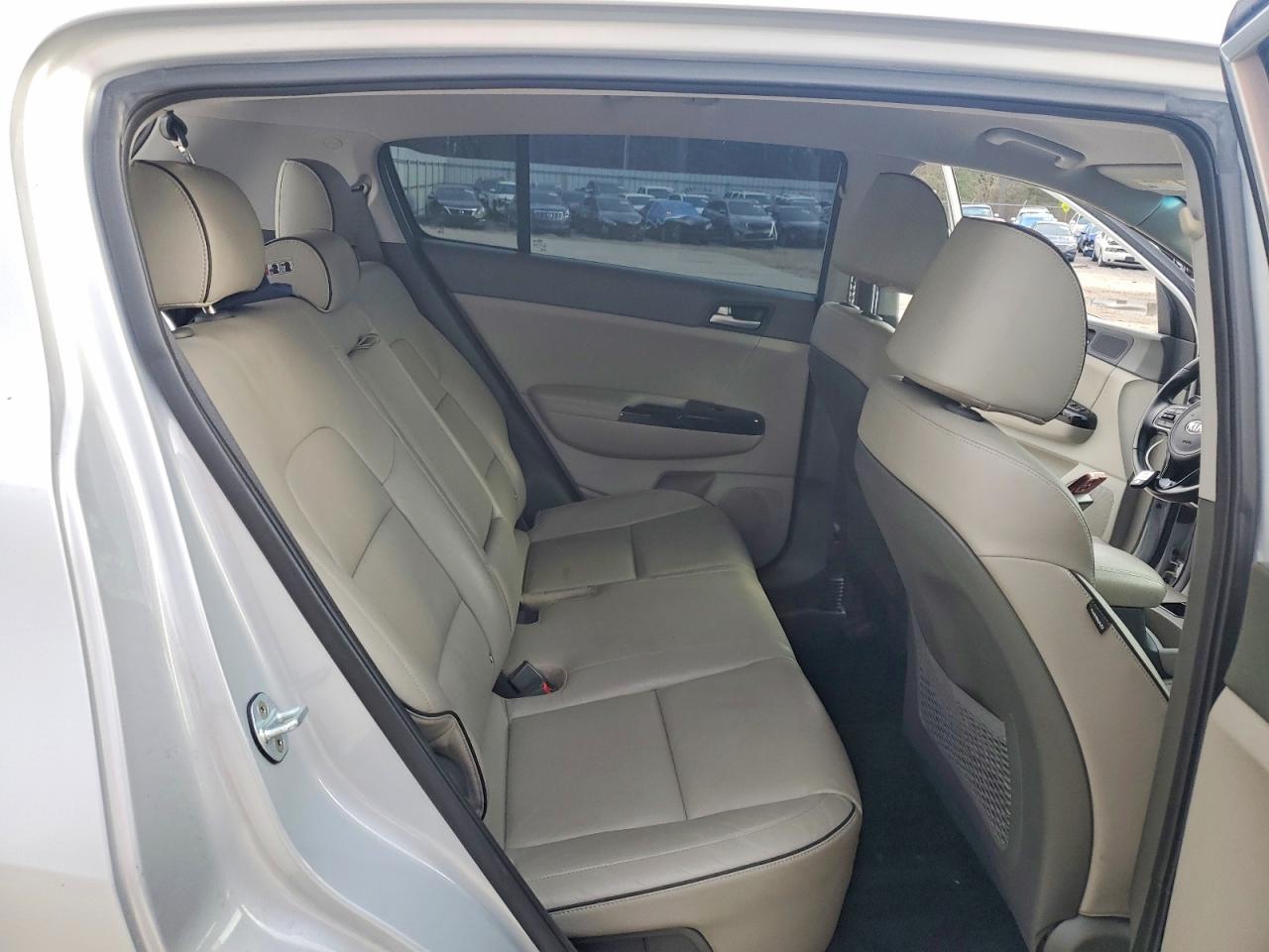 2018 KIA SPORTAGE EX photo 10