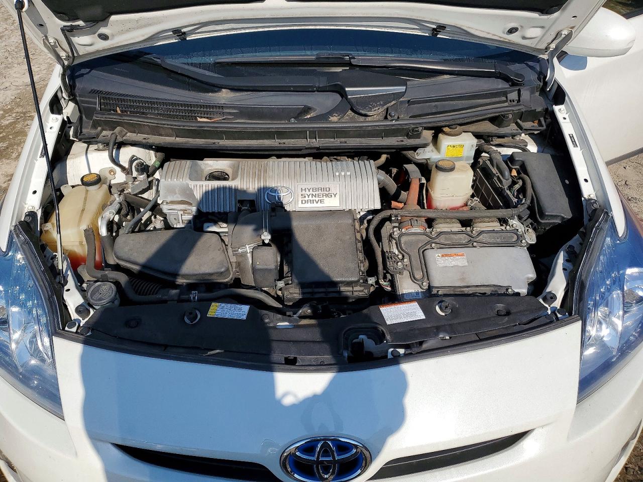 2011 TOYOTA PRIUS THREE photo 21