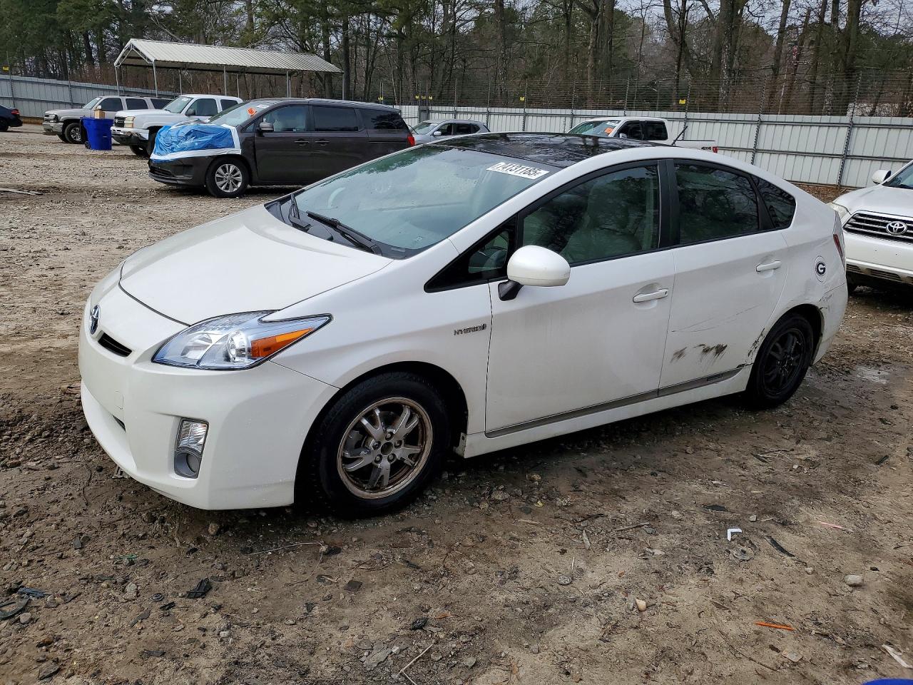 2011 TOYOTA PRIUS