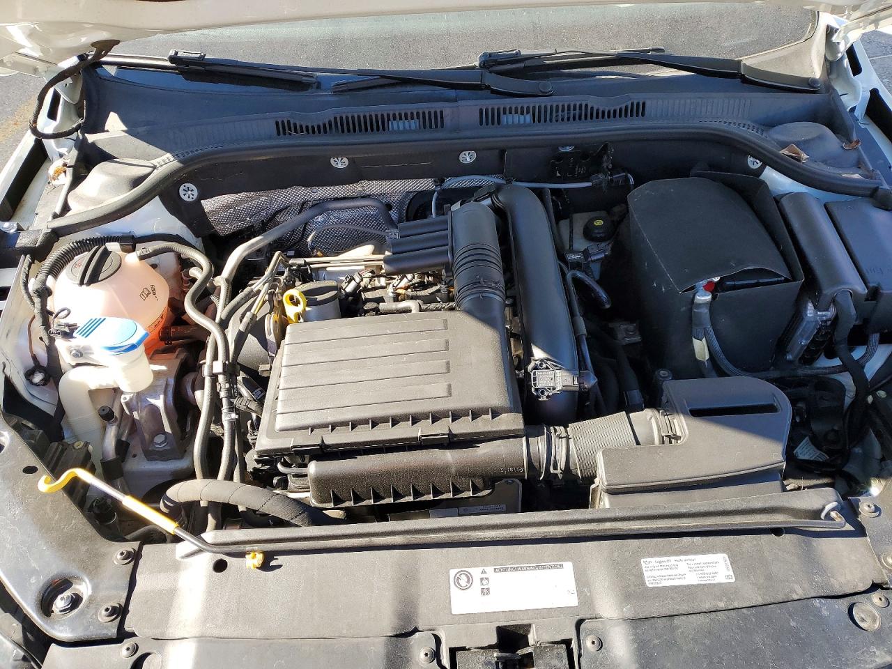 2017 VOLKSWAGEN JETTA photo 31