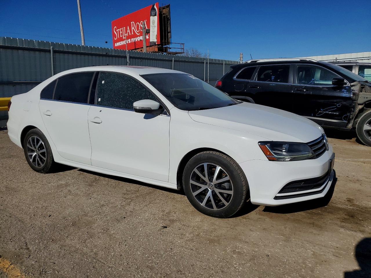 2017 VOLKSWAGEN JETTA photo 10