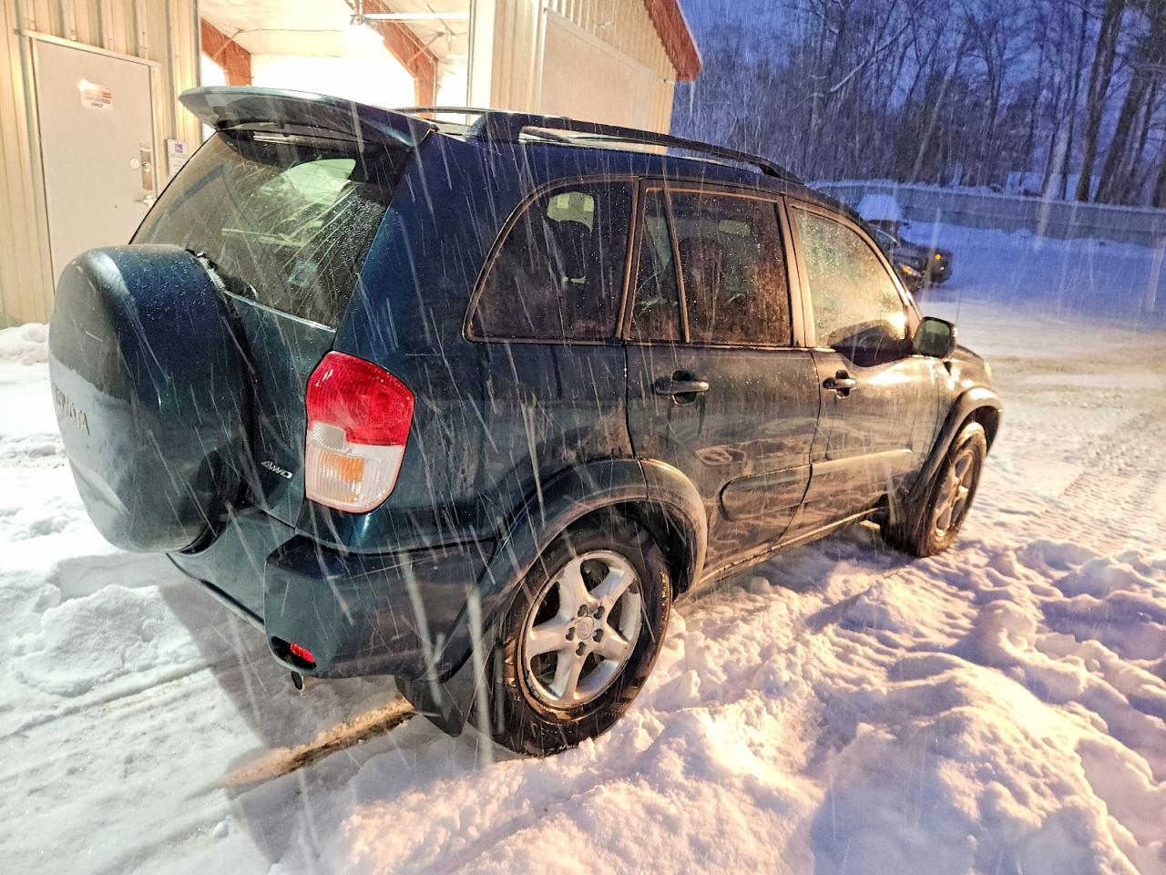 2002 TOYOTA RAV4 BASE photo 3