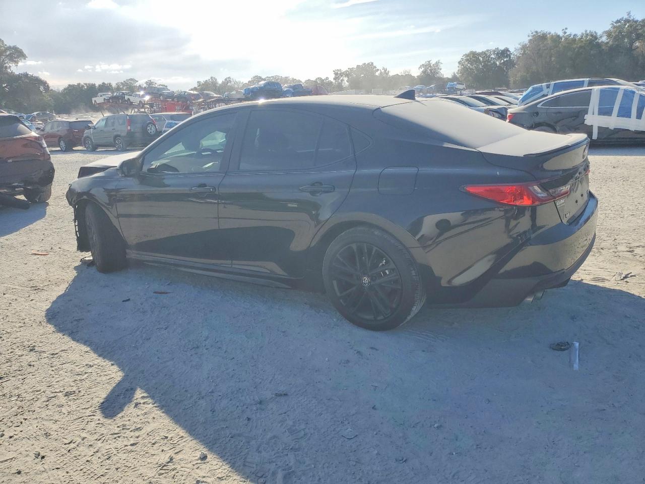 2025 TOYOTA CAMRY SE photo 2