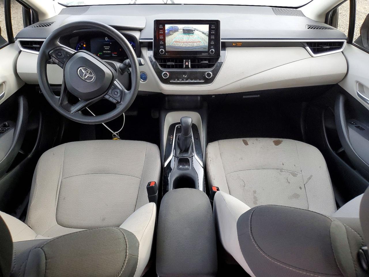 2021 TOYOTA COROLLA LE photo 8