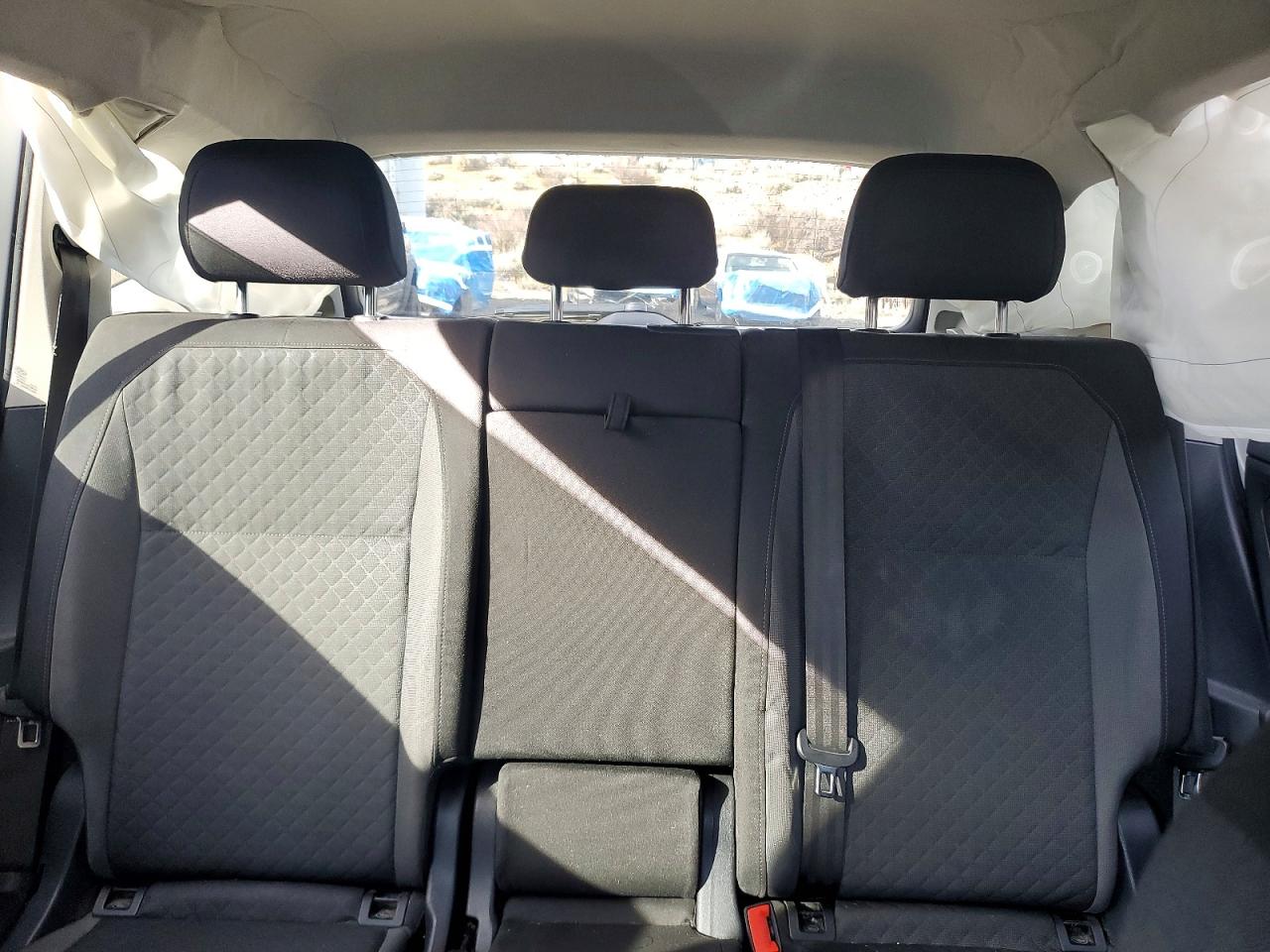 2020 VOLKSWAGEN TIGUAN S photo 10