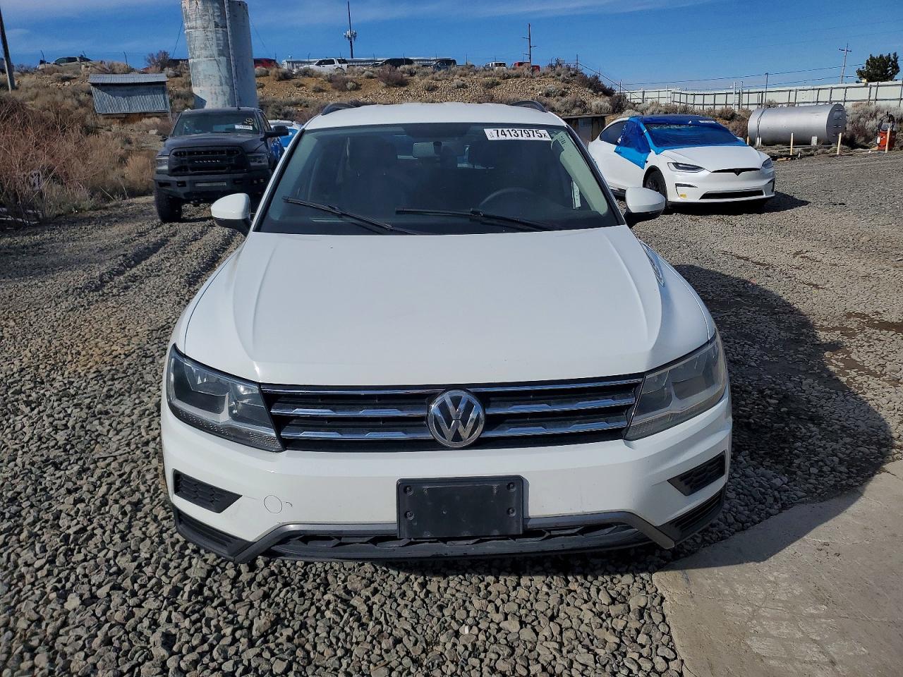 2020 VOLKSWAGEN TIGUAN S photo 5