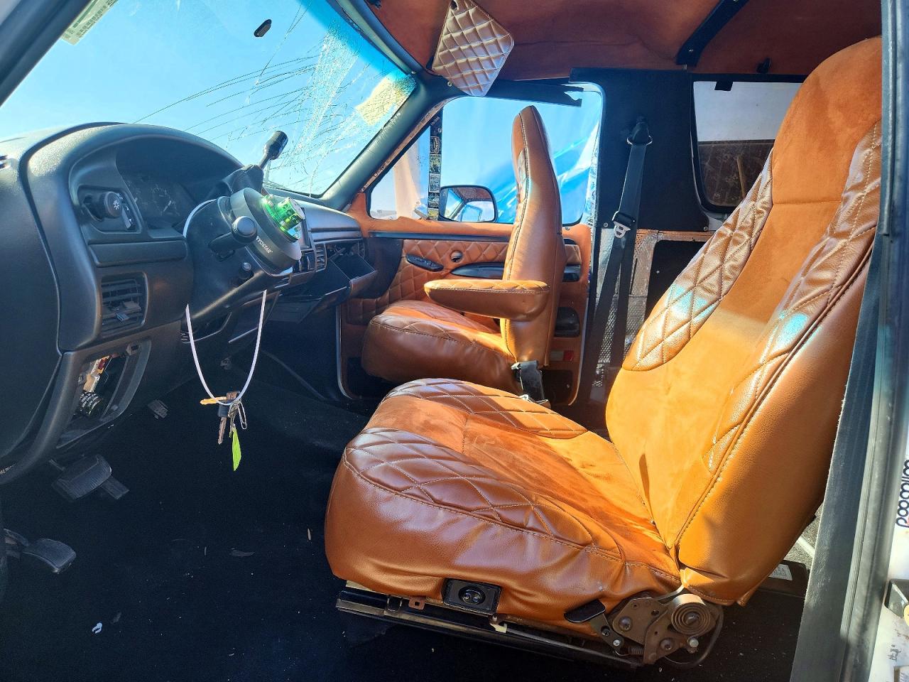 1993 FORD BRONCO U100 photo 13