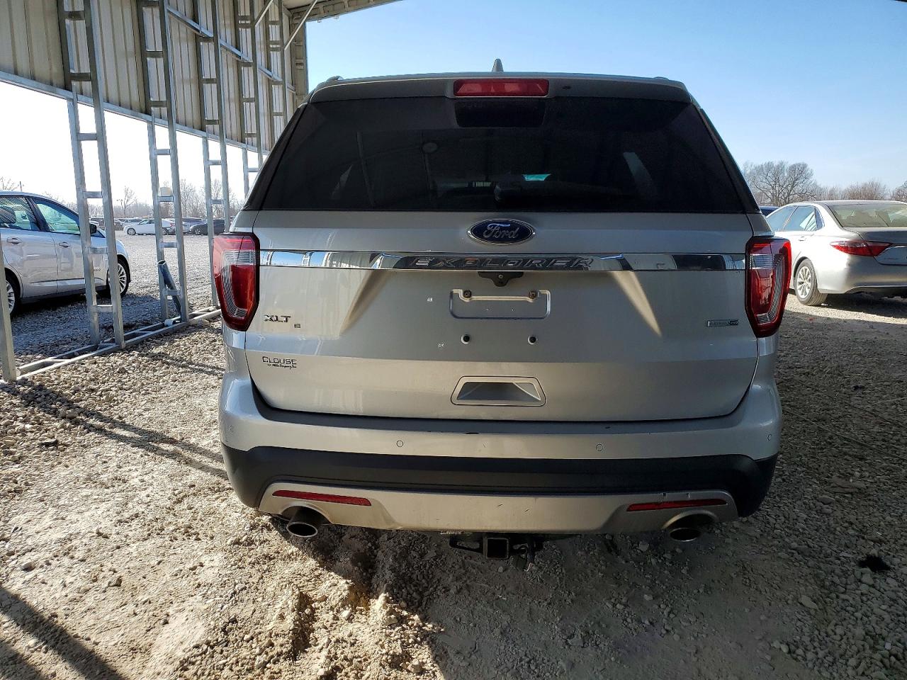2016 FORD EXPLORER XLT photo 11