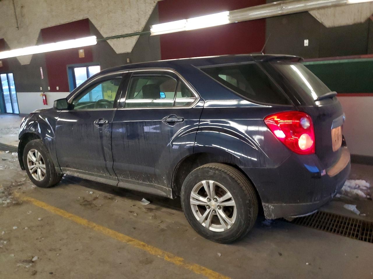 2015 CHEVROLET EQUINOX LS photo 2