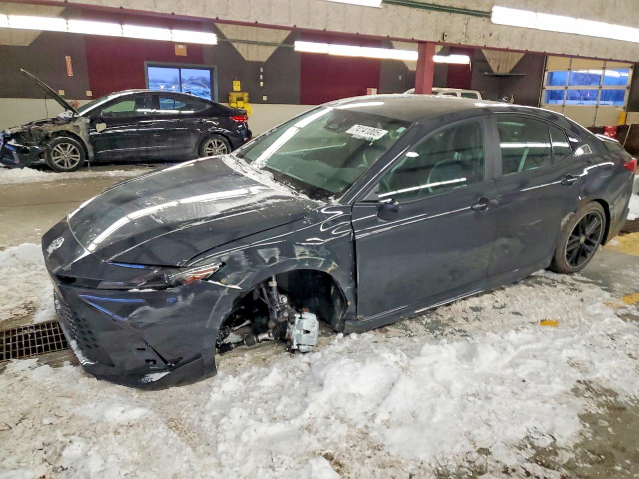 2025 TOYOTA CAMRY