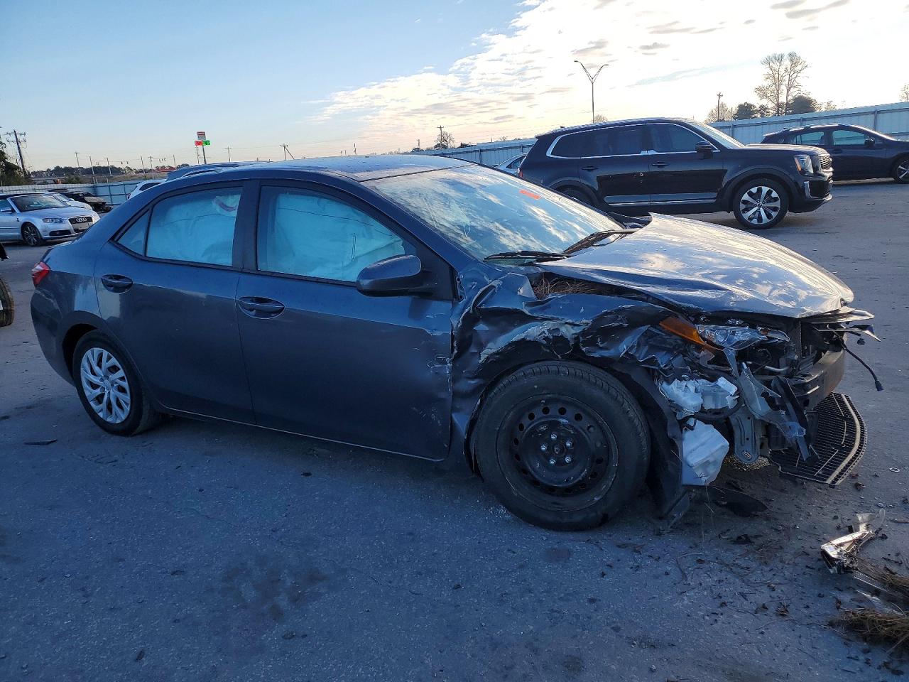 2017 TOYOTA COROLLA L photo 7