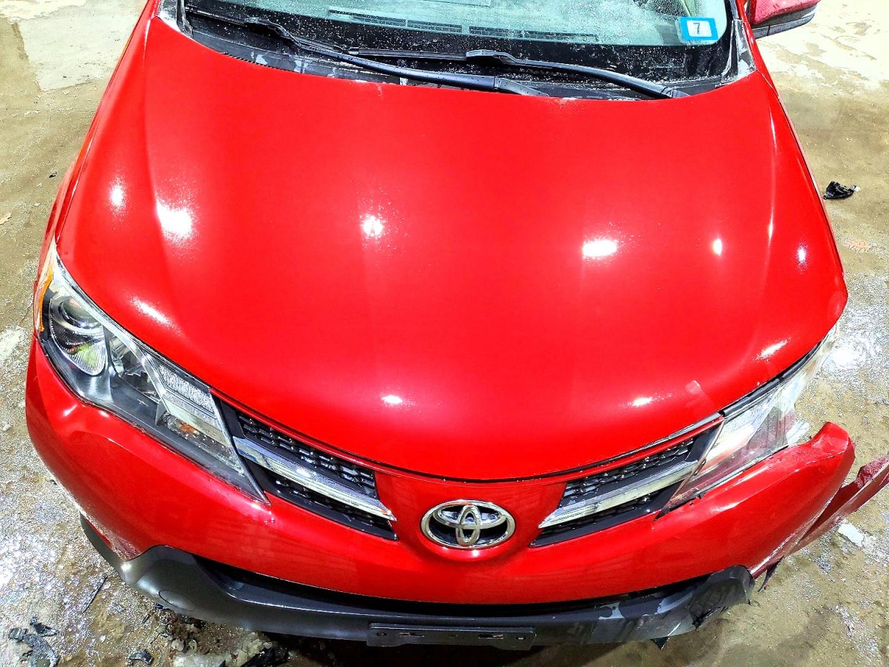 2013 TOYOTA RAV4 XLE photo 12