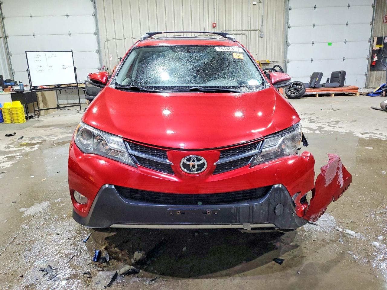 2013 TOYOTA RAV4 XLE photo 5