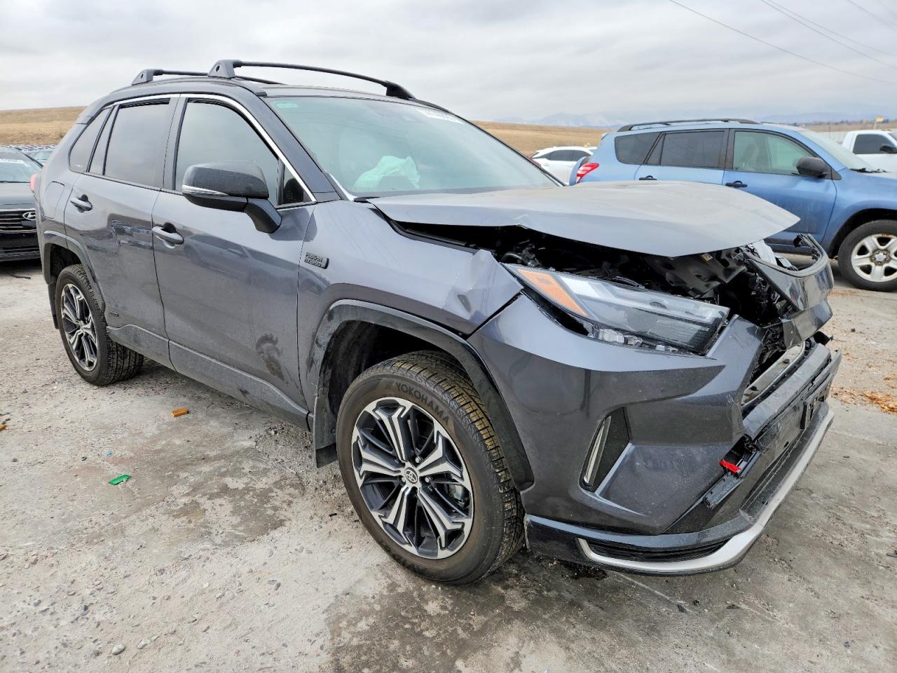 2024 TOYOTA RAV4 PRIME XSE photo 4