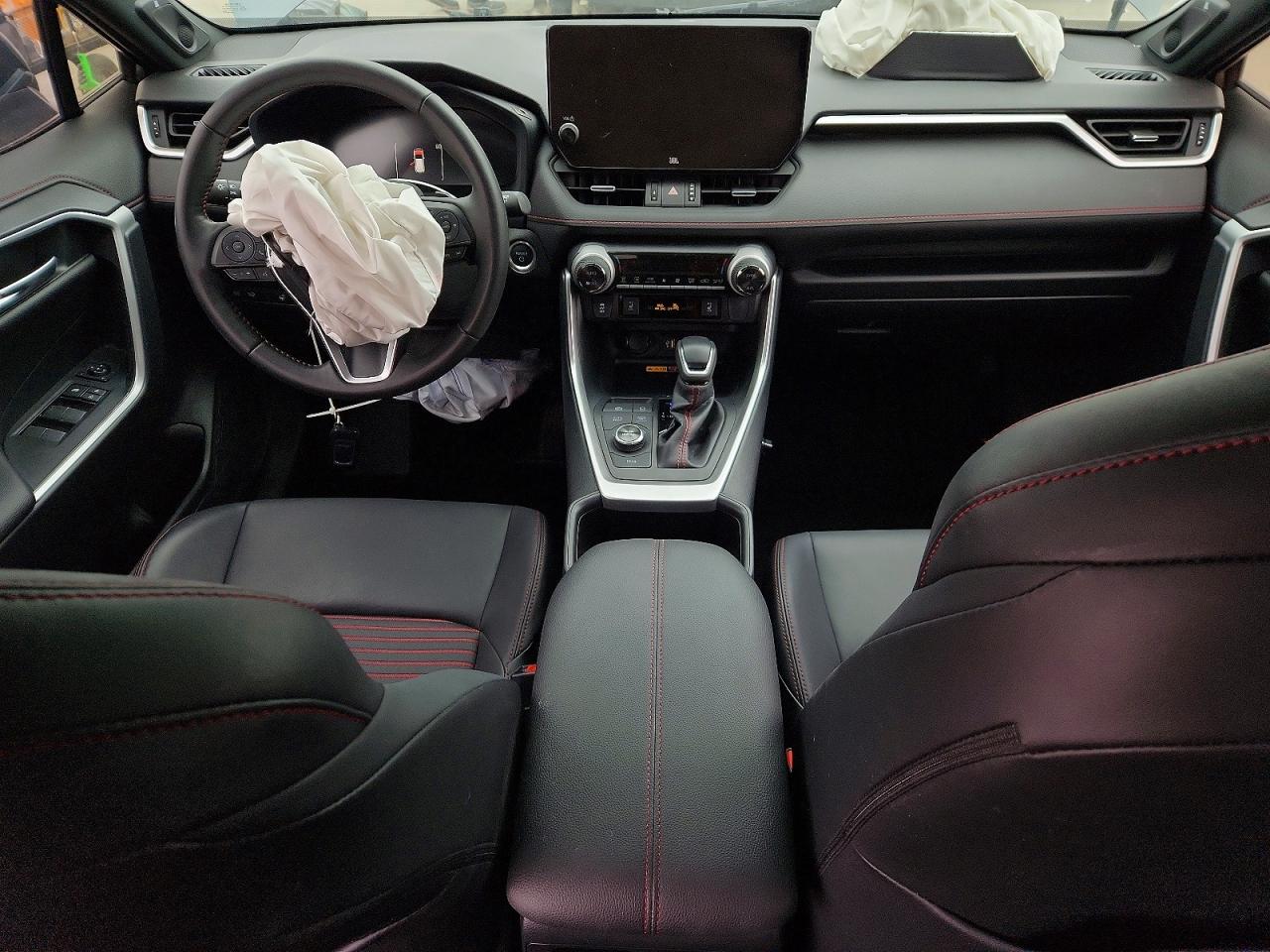 2024 TOYOTA RAV4 PRIME XSE photo 8