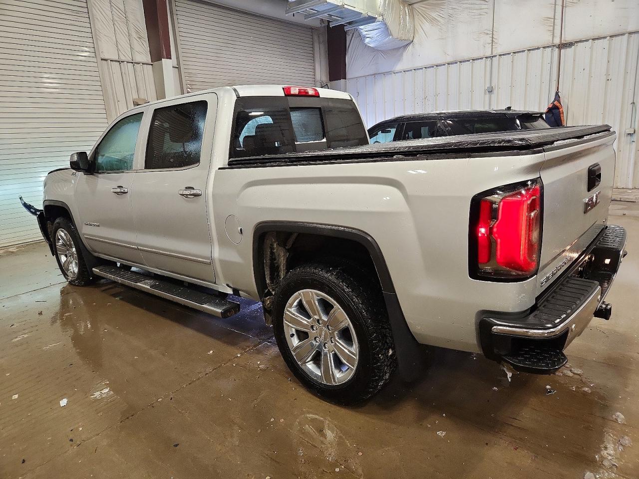 2017 GMC SIERRA K1500 SLT photo 3