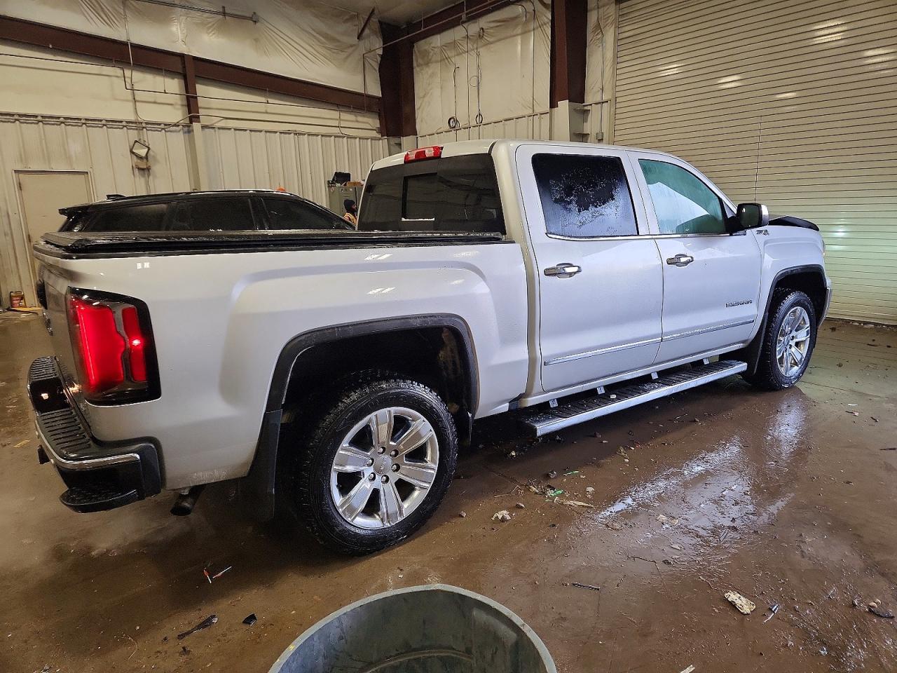 2017 GMC SIERRA K1500 SLT photo 5