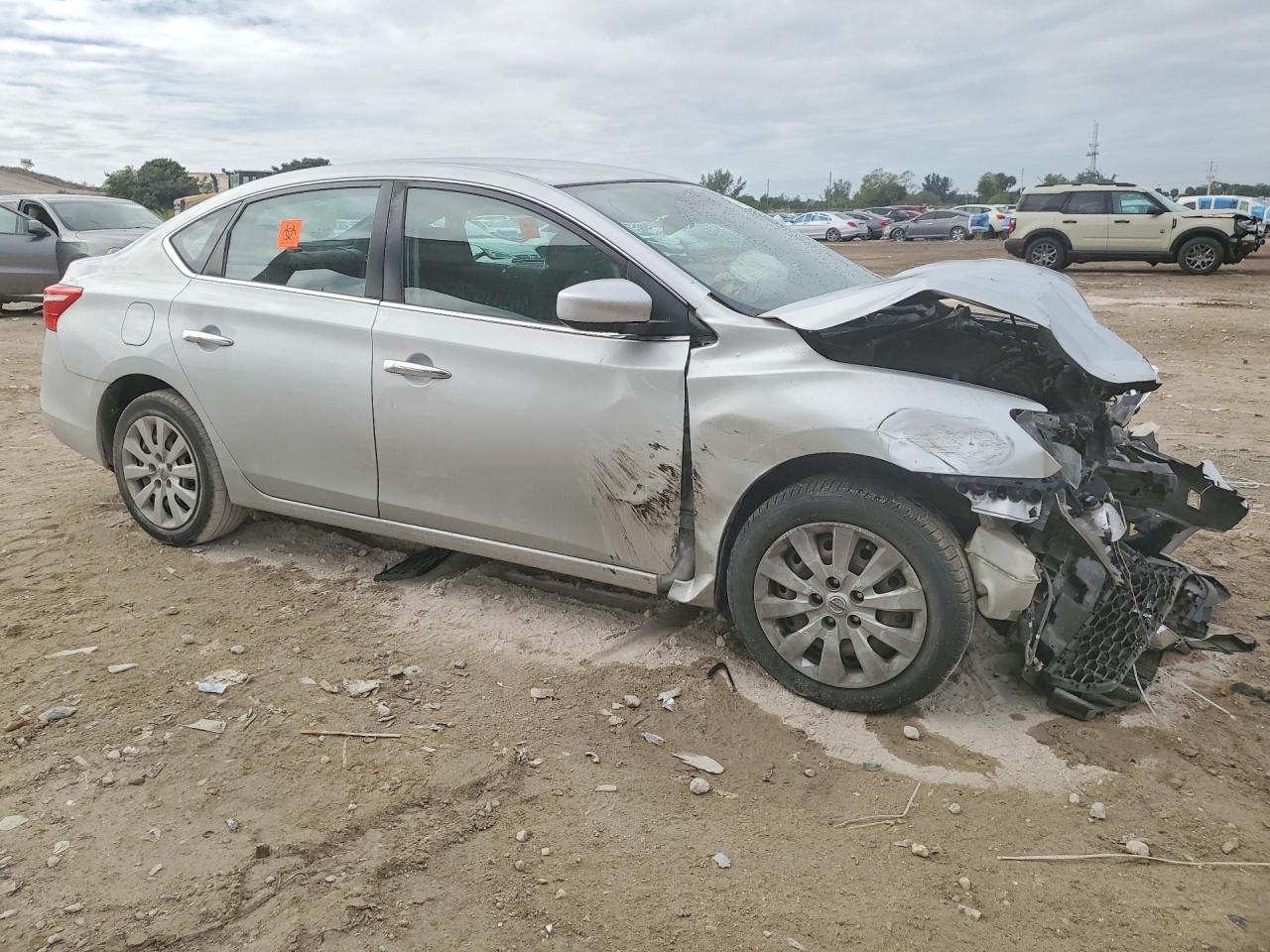 2018 NISSAN SENTRA S photo 7