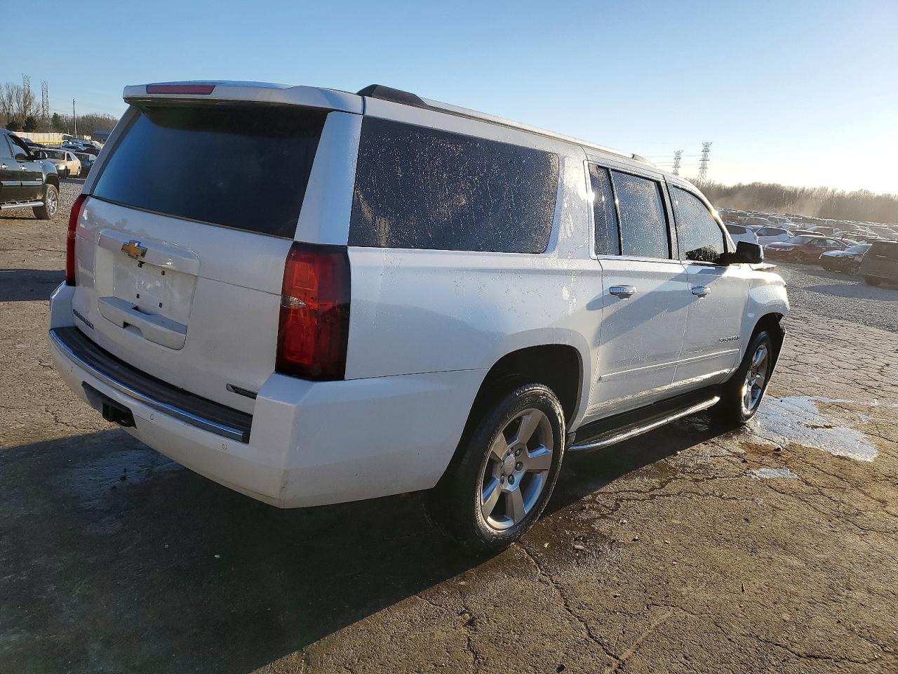 2018 CHEVROLET SUBURBAN C1500 PREMIER photo 7