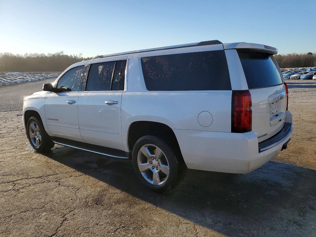 2018 CHEVROLET SUBURBAN C1500 PREMIER photo 4