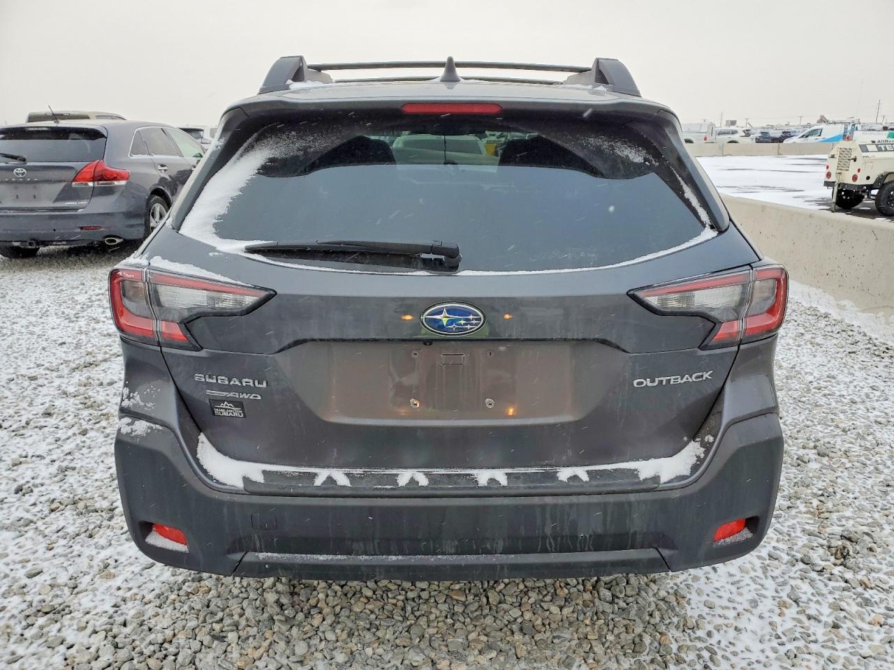 2025 SUBARU OUTBACK PREMIUM photo 6