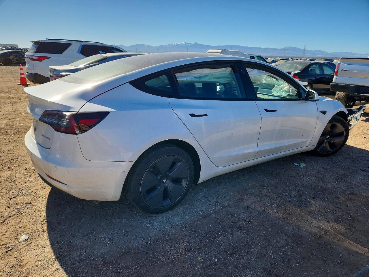 2022 TESLA MODEL 3 photo 5