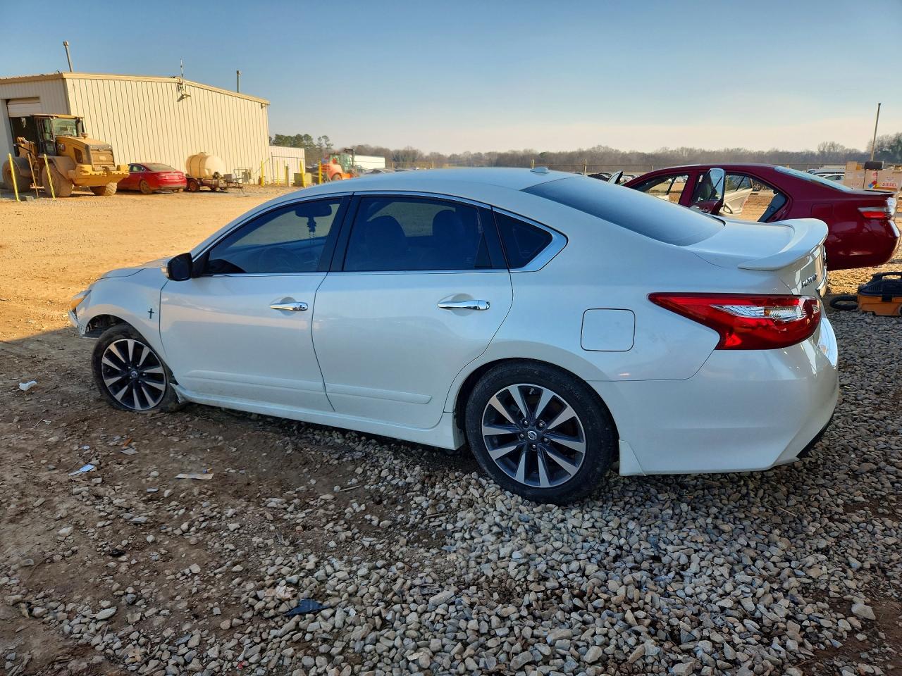 2017 NISSAN ALTIMA 2.5 photo 2