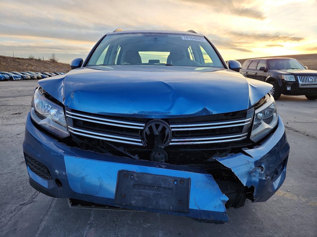 2017 VOLKSWAGEN TIGUAN S photo 9