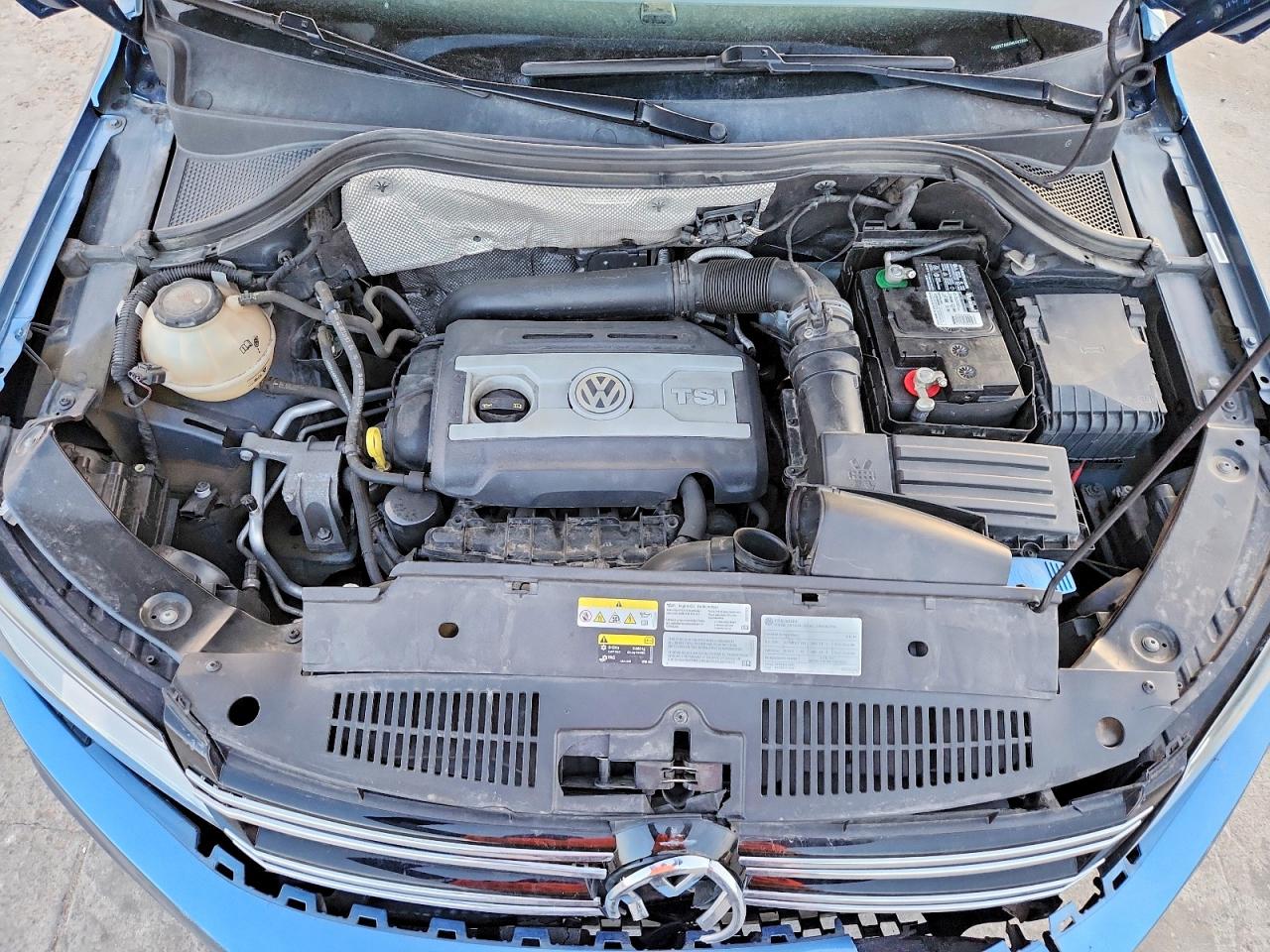 2017 VOLKSWAGEN TIGUAN S photo 23