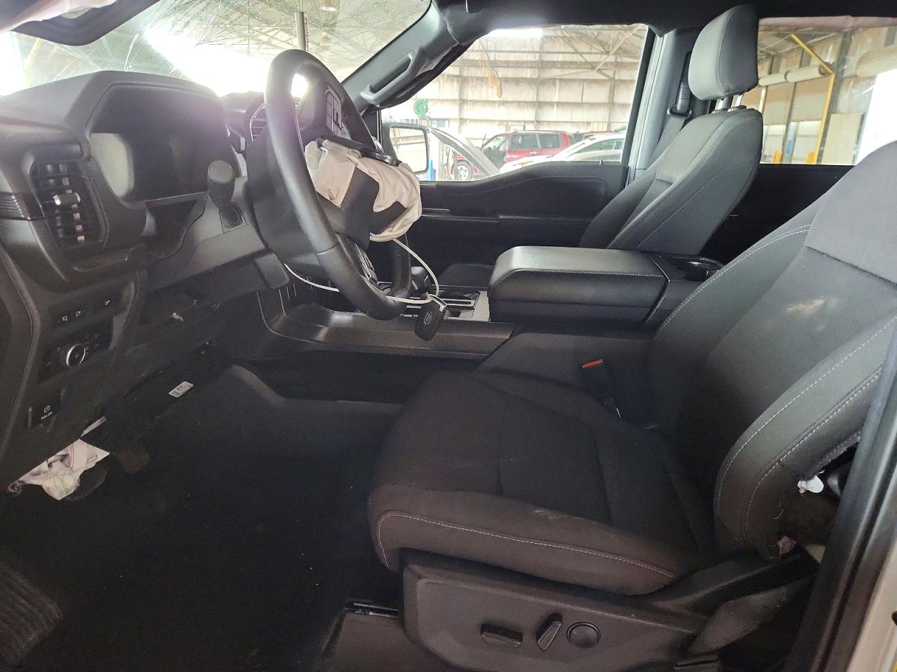 2024 FORD F150 XLT photo 7