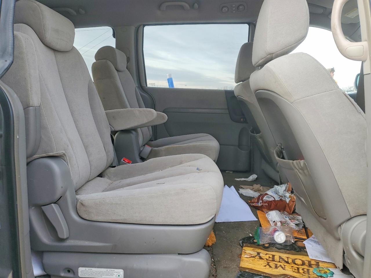 2007 KIA SEDONA BASE photo 21
