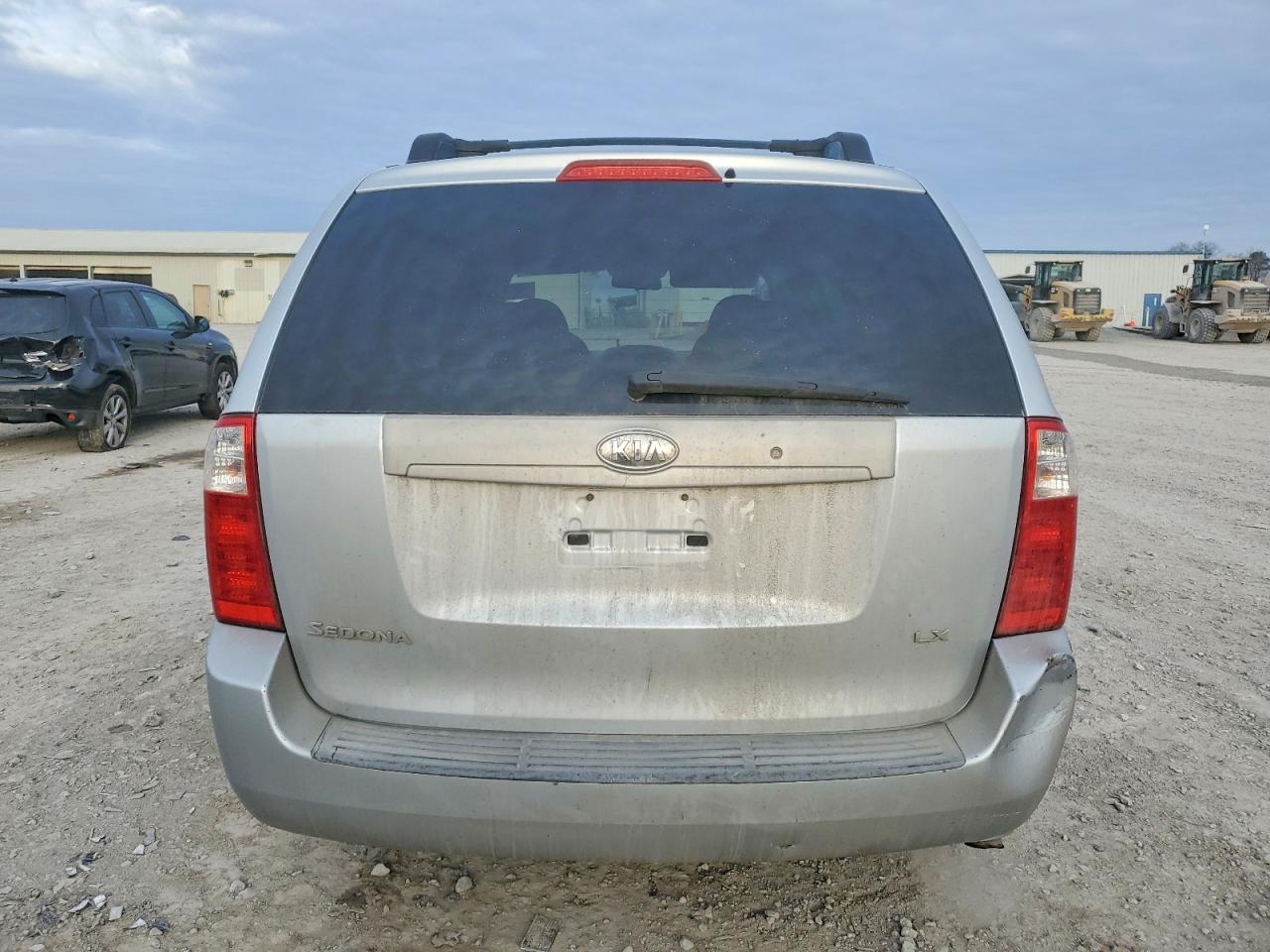 2007 KIA SEDONA BASE photo 11