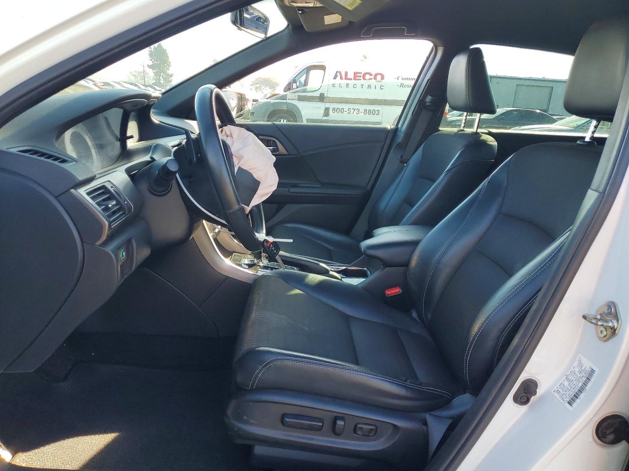 2016 HONDA ACCORD SPORT photo 19