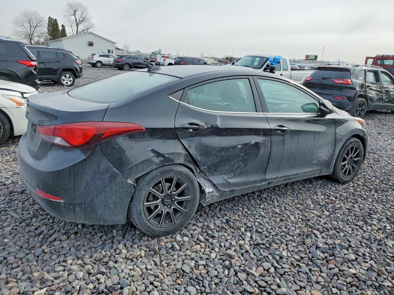 2016 HYUNDAI ELANTRA VALUE EDITION photo 5