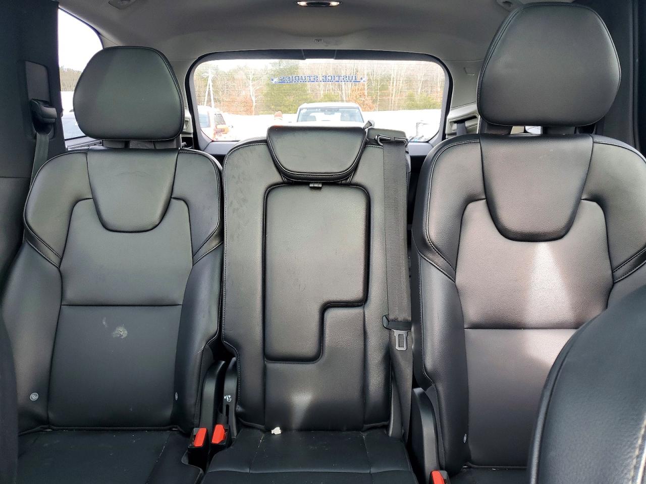 2021 VOLVO XC90 T5 MOMENTUM photo 10