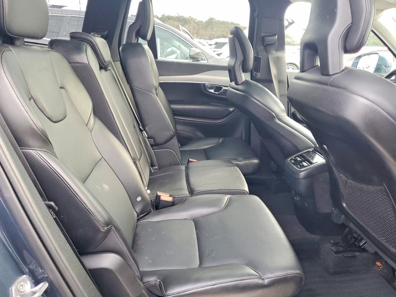2021 VOLVO XC90 T5 MOMENTUM photo 11